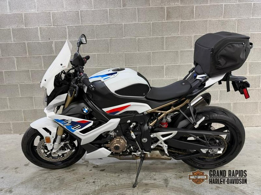 2024 BMW S 1000 R Light White/M Motorsport