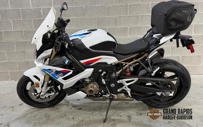 2024 BMW S 1000 R Light White/M Motorsport