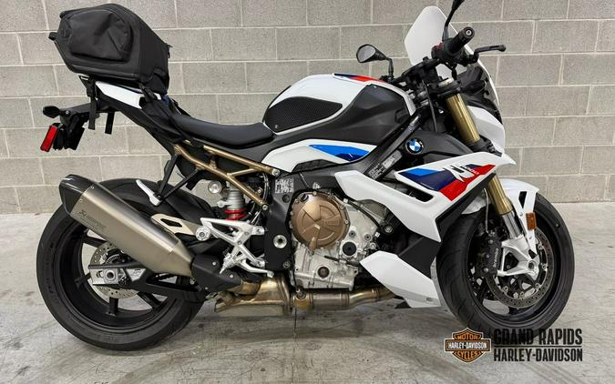 2024 BMW S 1000 R Light White/M Motorsport