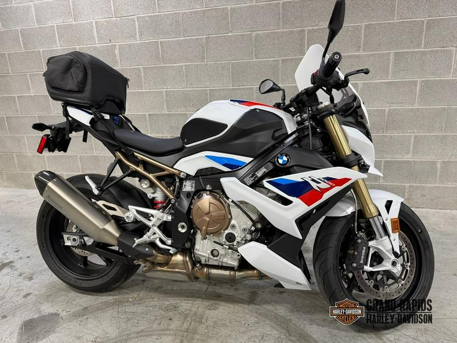 2024 BMW S 1000 R Light White/M Motorsport