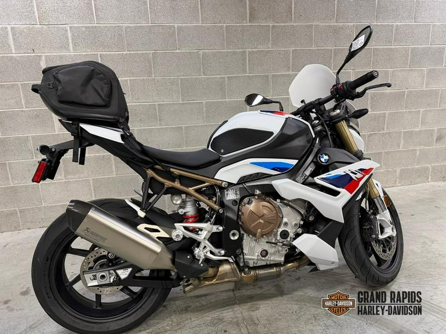 2024 BMW S 1000 R Light White/M Motorsport