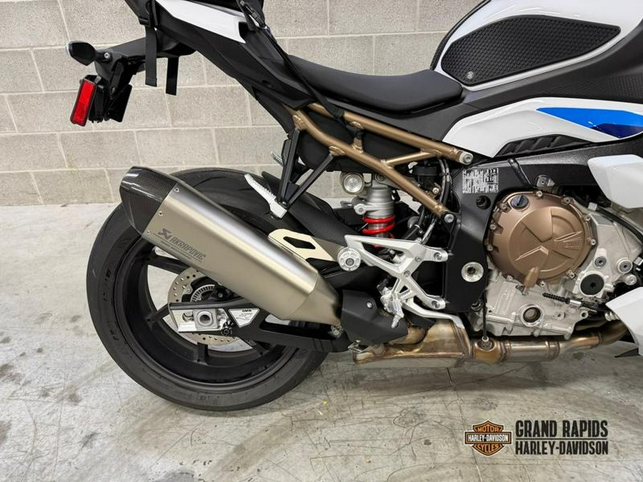 2024 BMW S 1000 R Light White/M Motorsport