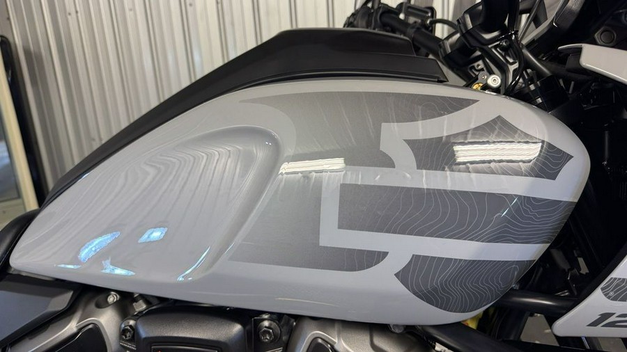 2025 Harley-Davidson PAN AMERICA 1250 SPECIAL