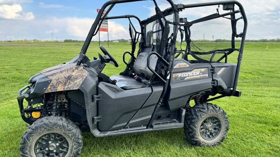 2021 Honda Pioneer 700-4 Deluxe