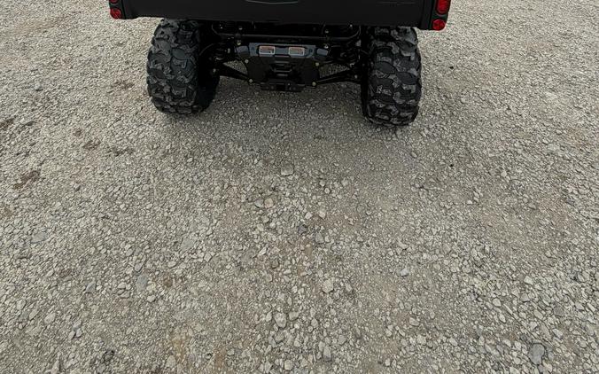 2026 Can-Am Defender DPS HD9