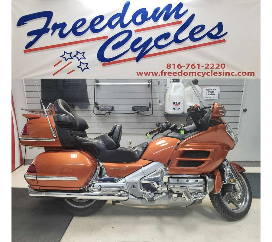 2002 Honda Gold Wing GL18002