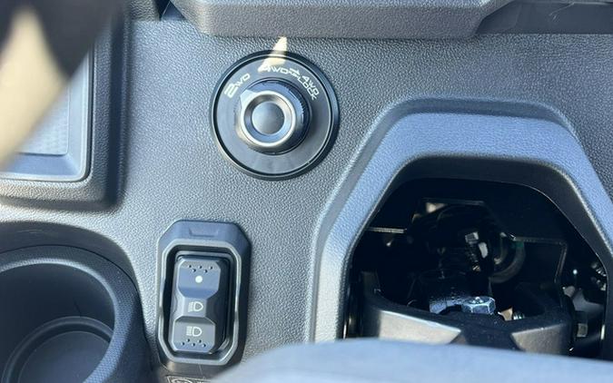 2025 CFMOTO UFORCE U10 Pro