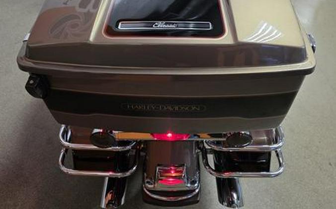 2004 Harley-Davidson® FLHTC - Electra Glide® Classic