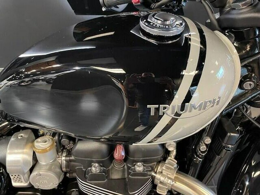 New 2025 Triumph BONNEVILLE BOBBER