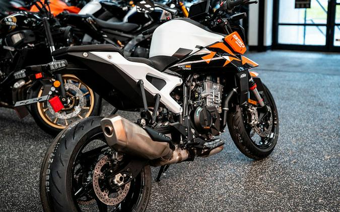 2027 KTM Duke 990