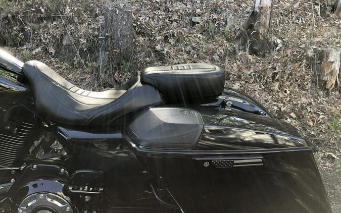 2016 Harley-Davidson® CVO™ Street Glide® Carbon Crystal with Phantom Flames