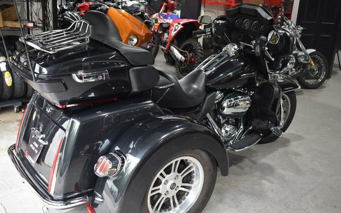 2018 Harley-Davidson Trike FLHTCUTG - Tri Glide Ultra