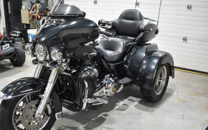 2018 Harley-Davidson Trike FLHTCUTG - Tri Glide Ultra