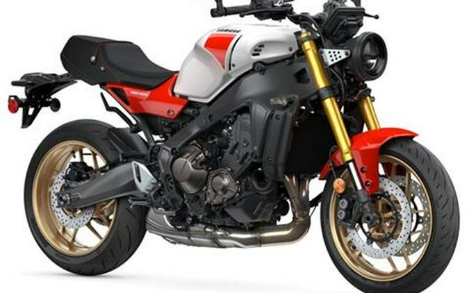 2025 Yamaha XSR900