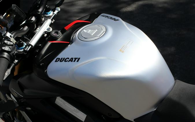 2024 Ducati Streetfighter V4 SP2