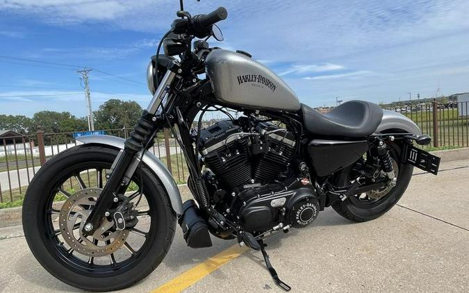 2015 Harley-Davidson® XL883N - Sportster® Iron 883™