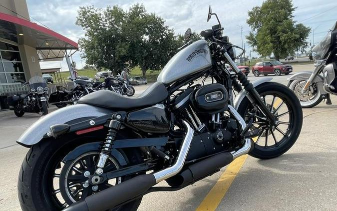 2015 Harley-Davidson® XL883N - Sportster® Iron 883™