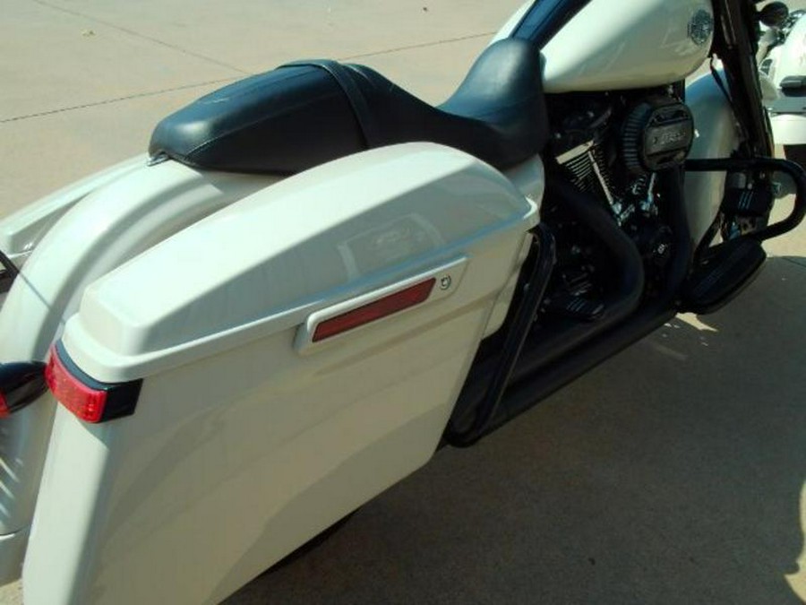 2022 Harley-Davidson® FLHXS - Street Glide® Special