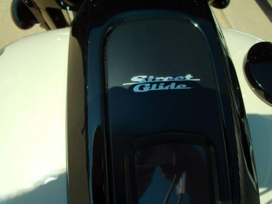 2022 Harley-Davidson® FLHXS - Street Glide® Special