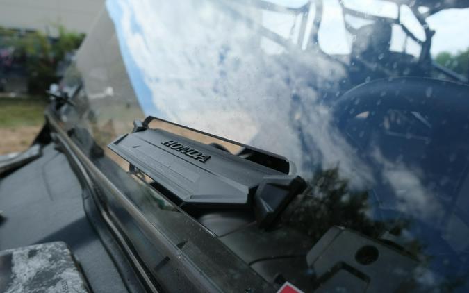 2025 HONDA PIONEER 10006 DELUXE CREW