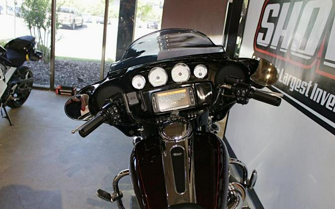 2014 Harley-Davidson® FLHXS - Street Glide® Special
