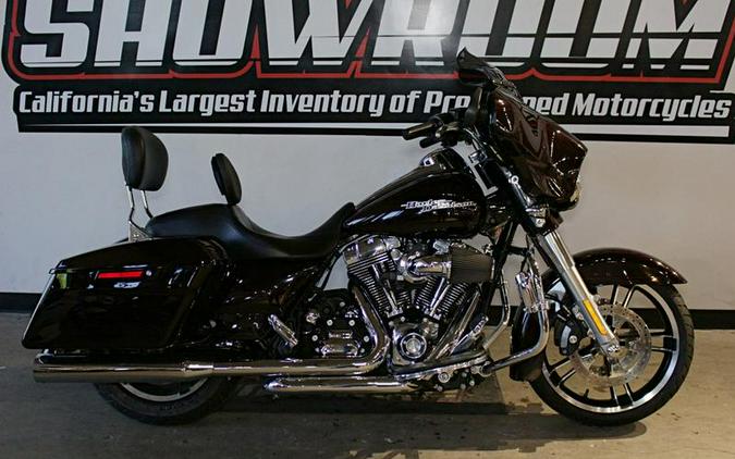 2014 Harley-Davidson® FLHXS - Street Glide® Special