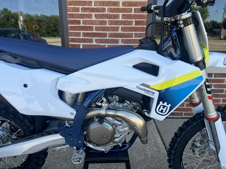 2025 Husqvarna® FC 450