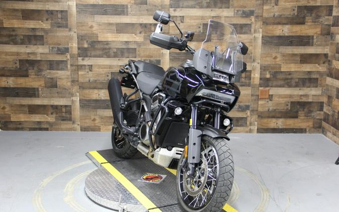 2023 Harley-Davidson Pan America™ 1250 Special Black