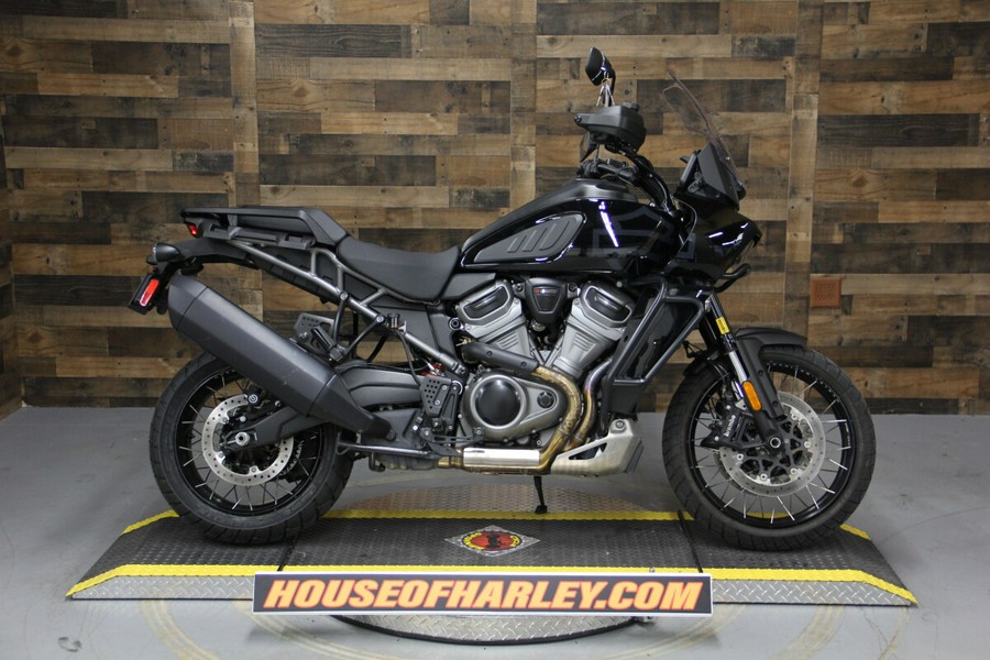 2023 Harley-Davidson Pan America™ 1250 Special Black