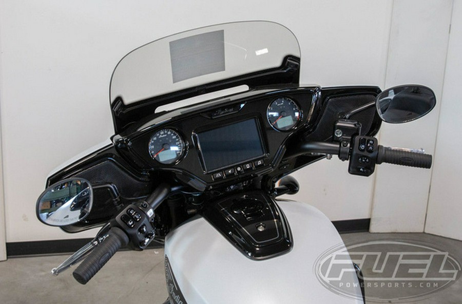 2025 Indian Chieftain Powerplus Dark Horse 112 W/Powerband G