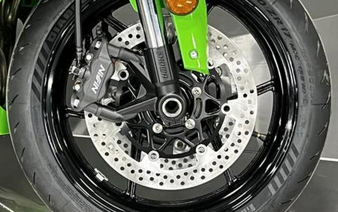 2026 Kawasaki Ninja® ZX™-6R ABS