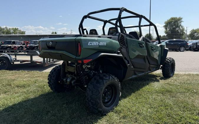 2026 Can-Am® Commander MAX DPS 700