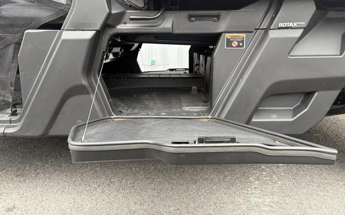 2020 Can-Am® Defender PRO XT HD10