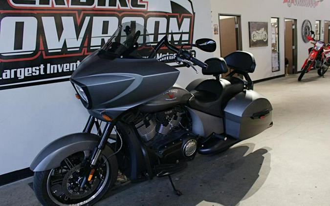 2016 Victory Motorcycles® Cross Country® Suede Titanium Metallic