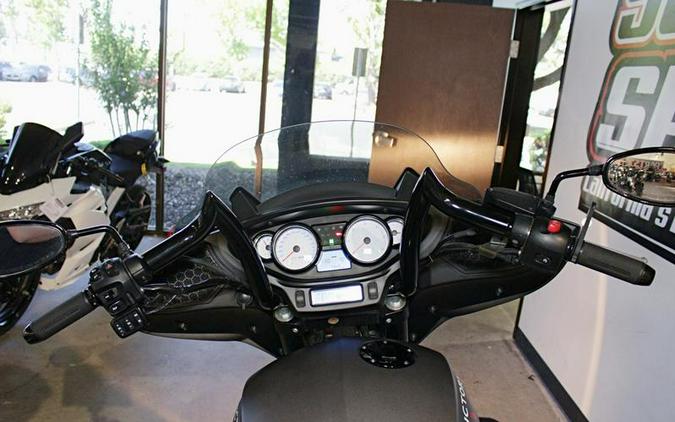 2016 Victory Motorcycles® Cross Country® Suede Titanium Metallic