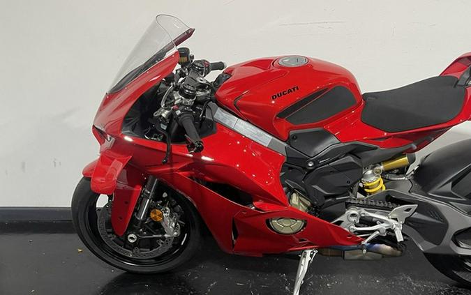 2026 Ducati Panigale V4