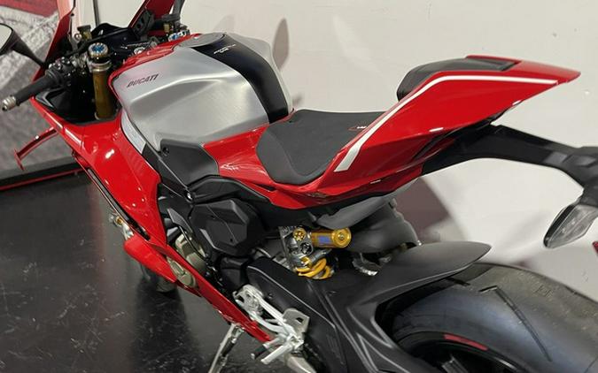 2027 Ducati Panigale V4 R R Livery