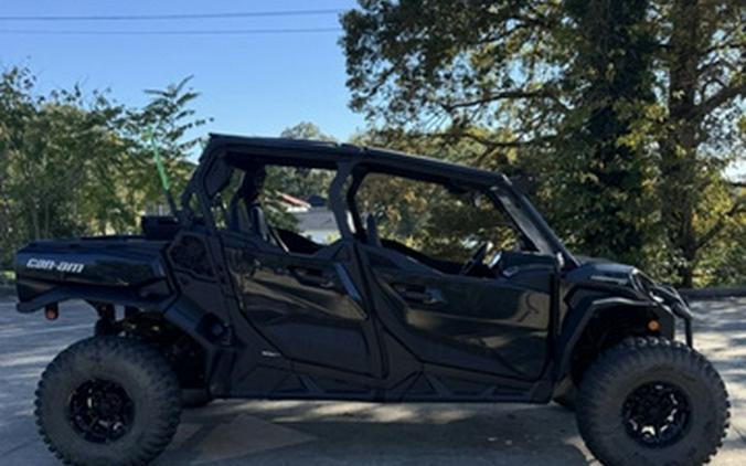 2024 Can-Am Commander MAX XT 700