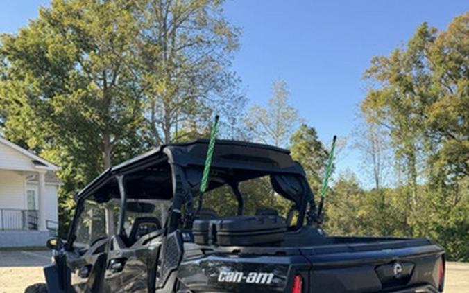 2024 Can-Am Commander MAX XT 700