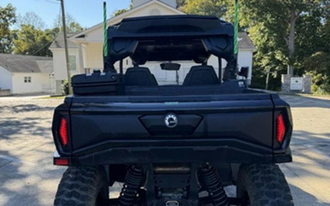 2024 Can-Am Commander MAX XT 700
