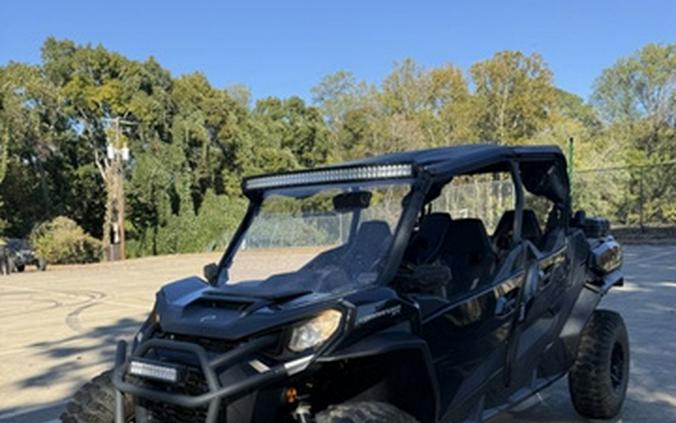 2024 Can-Am Commander MAX XT 700