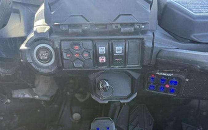 2024 Can-Am Commander MAX XT 700