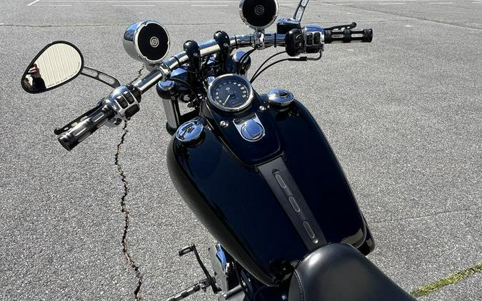 2014 Harley-Davidson® FXDF103