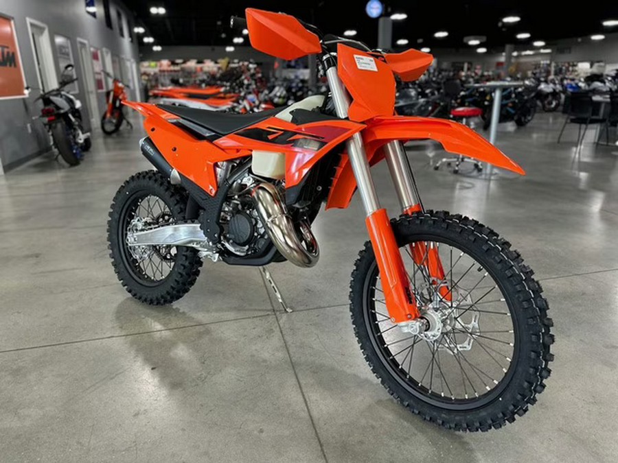 2025 KTM XC