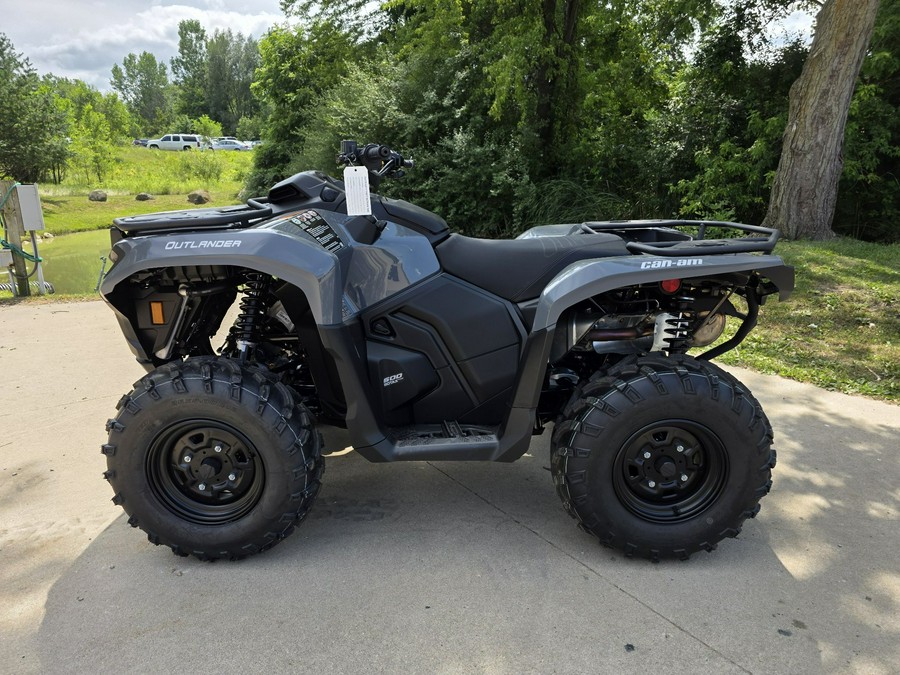 2026 Can-Am Outlander DPS 700