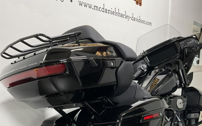2026 Harley-Davidson® Street Glide Limited Vivid Black Black Trim