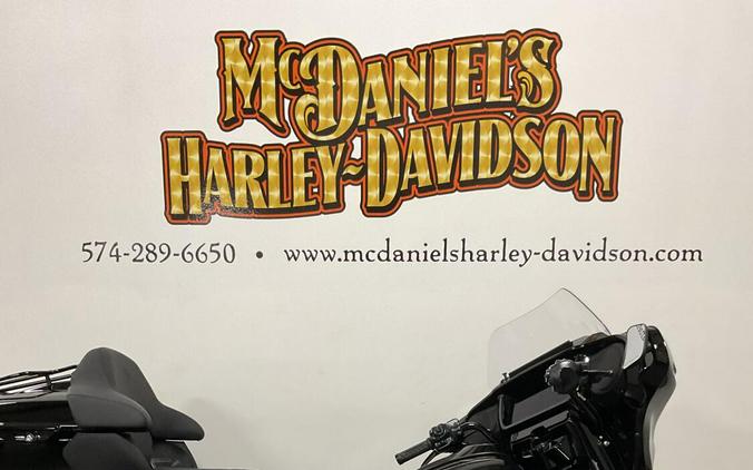 2026 Harley-Davidson® Street Glide Limited Vivid Black Black Trim