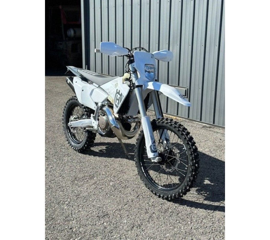 2025 Husqvarna TE 300 Pro