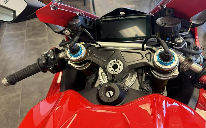 2025 Ducati Panigale V4 S Ducati Red