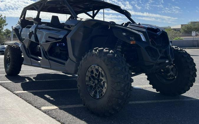 2026 Can-Am Maverick X3 MAX X Ds Turbo RR Triple Black_7.6 In.